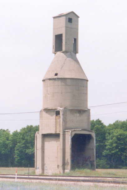 Ex-PM concrete coaling tower at Baldwin, MI